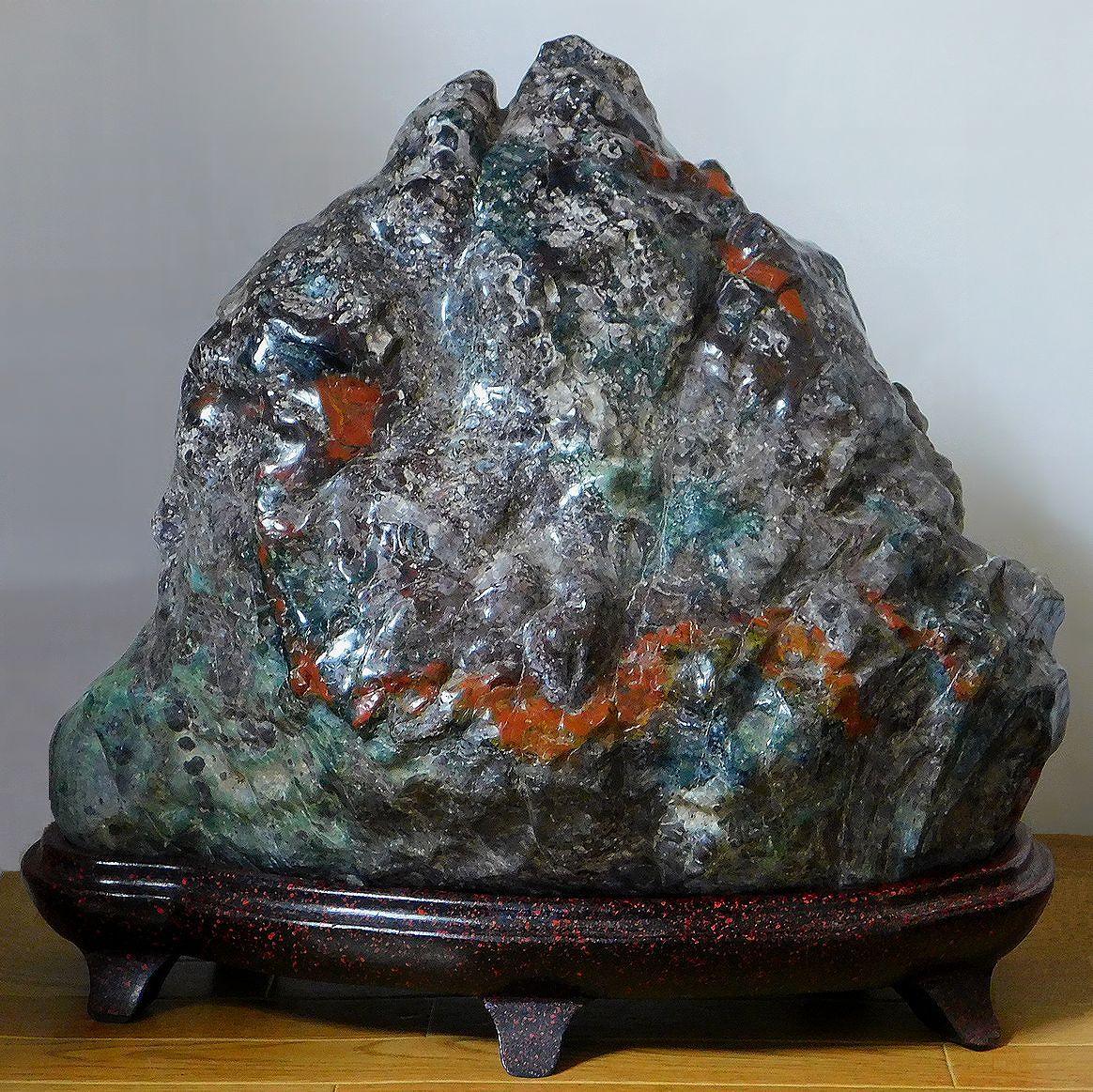 水石 加茂川石？木製台座付き鑑賞石 自然石 天然石 鉱物 置物 水石