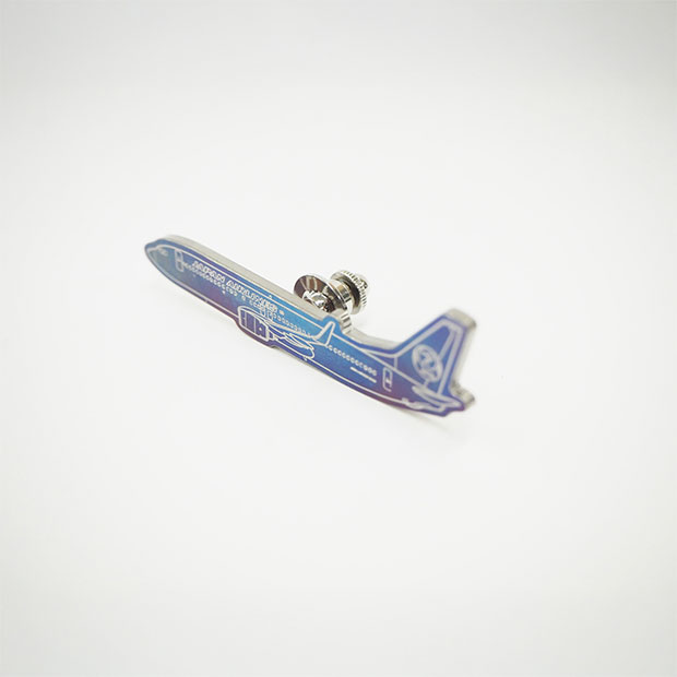 JALとっておきの逸品｜ボーイング737型機 ピンバッジ : JAL