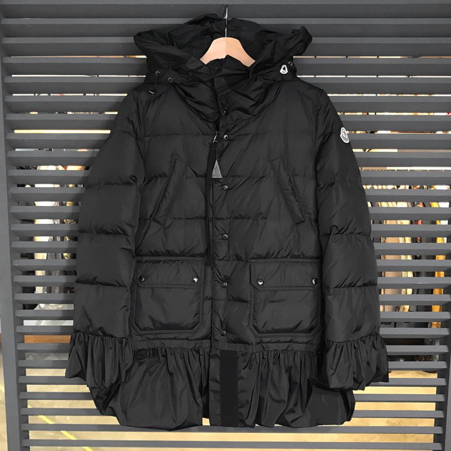 MONCLER（モンクレール） 【超美品】モンクレール セール SERRE フリル