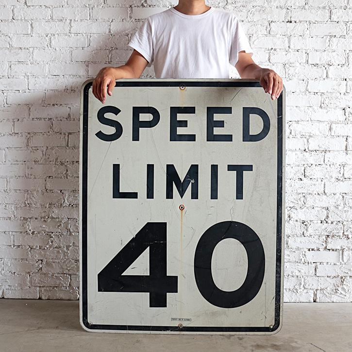 看板 アメリカ 道路標識 ヴィンテージ ホワイト ロードサイン