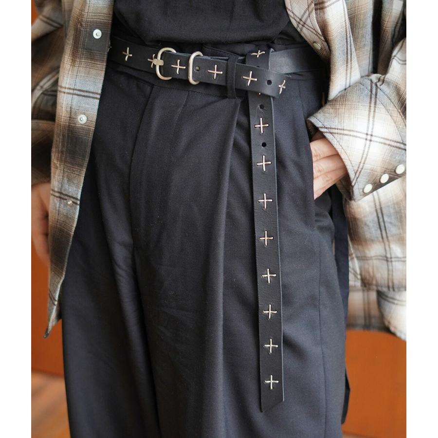 m.a+（エムエークロス） ： “+“ studded double oval buckle med