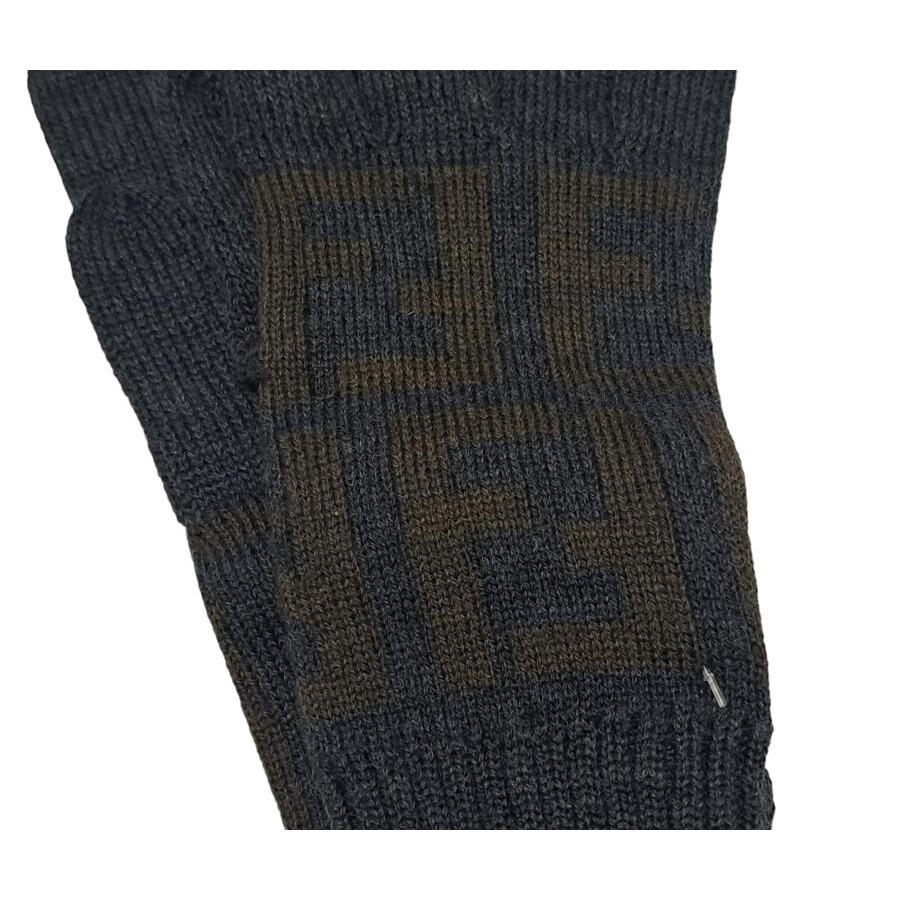 FENDI（フェンディ） 未使用 手袋 ウール 100％ グレー ズッカ