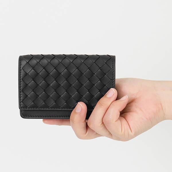 BOTTEGA VENETA（ボッテガ・ヴェネタ） 名刺入れ イントレチャート 革