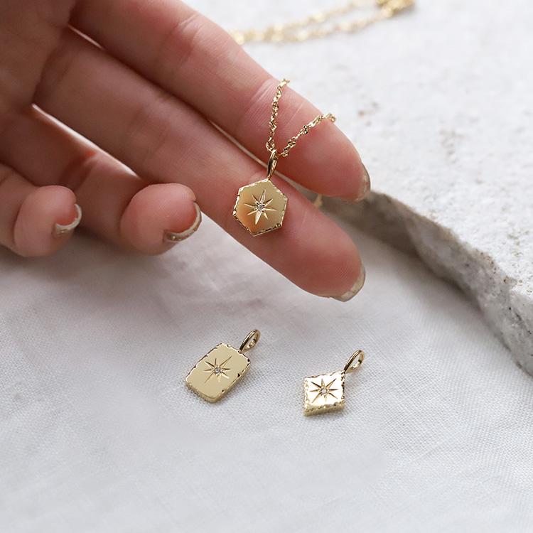 DEVAS 【土日限定4000円OFFクーポン有】 ペンダントトップ 18金 k18 18