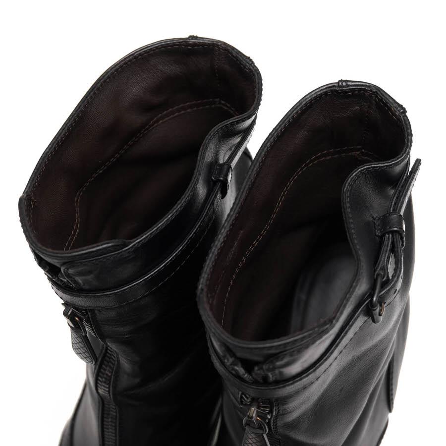 BOTTEGA VENETA（ボッテガ・ヴェネタ） ショートブーツ 牛革 カーフ