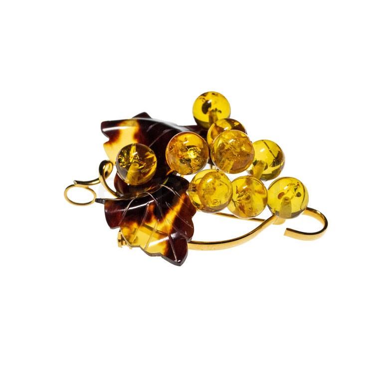 ぶどう型本べっ甲+琥珀ブローチ 軽く 高級感のある 美しいシャンパン