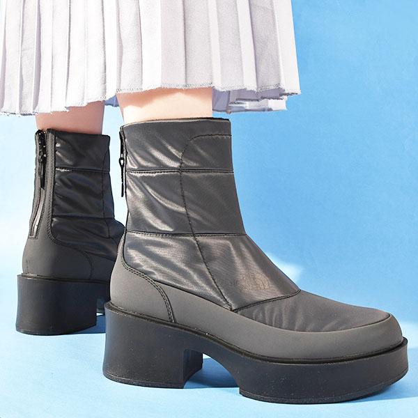 THE NORTH FACE（ザ ノースフェイス） 濡れた路面に滑らない ノース