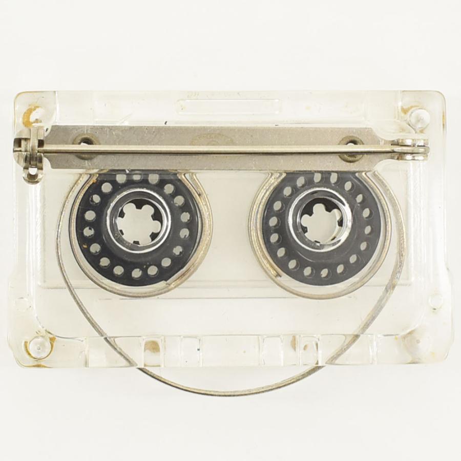 CHANEL（シャネル） ブローチ カセットテープモチーフ アクセサリー