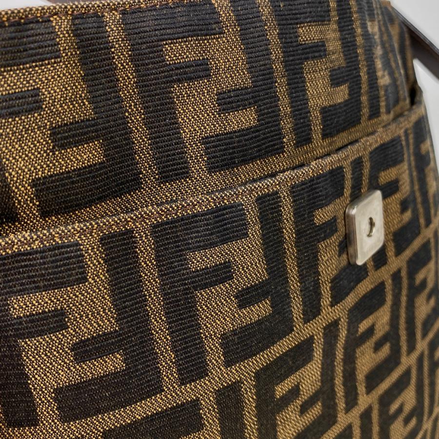 FENDI（フェンディ） ズッカ柄 ショルダーバッグ ハンドバッグ