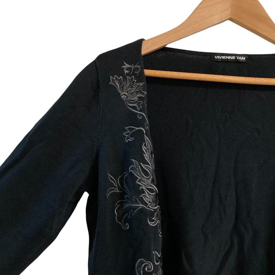 VIVIENNE TAM（ヴィヴィアンタム） 美品 刺繍ニットカーディガン