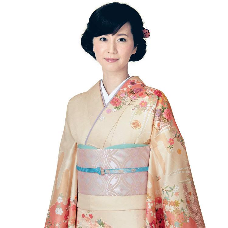 H.L（アッシュ・エル） 訪問着 5点セット 洗える 薄オレンジ地 雪輪に