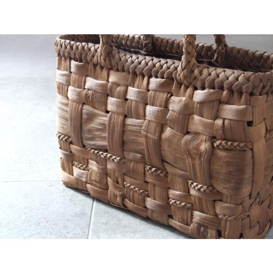 純国産 山形県 山葡萄かごバッグ 横に極太ひごの乱れ編み 三つ編み