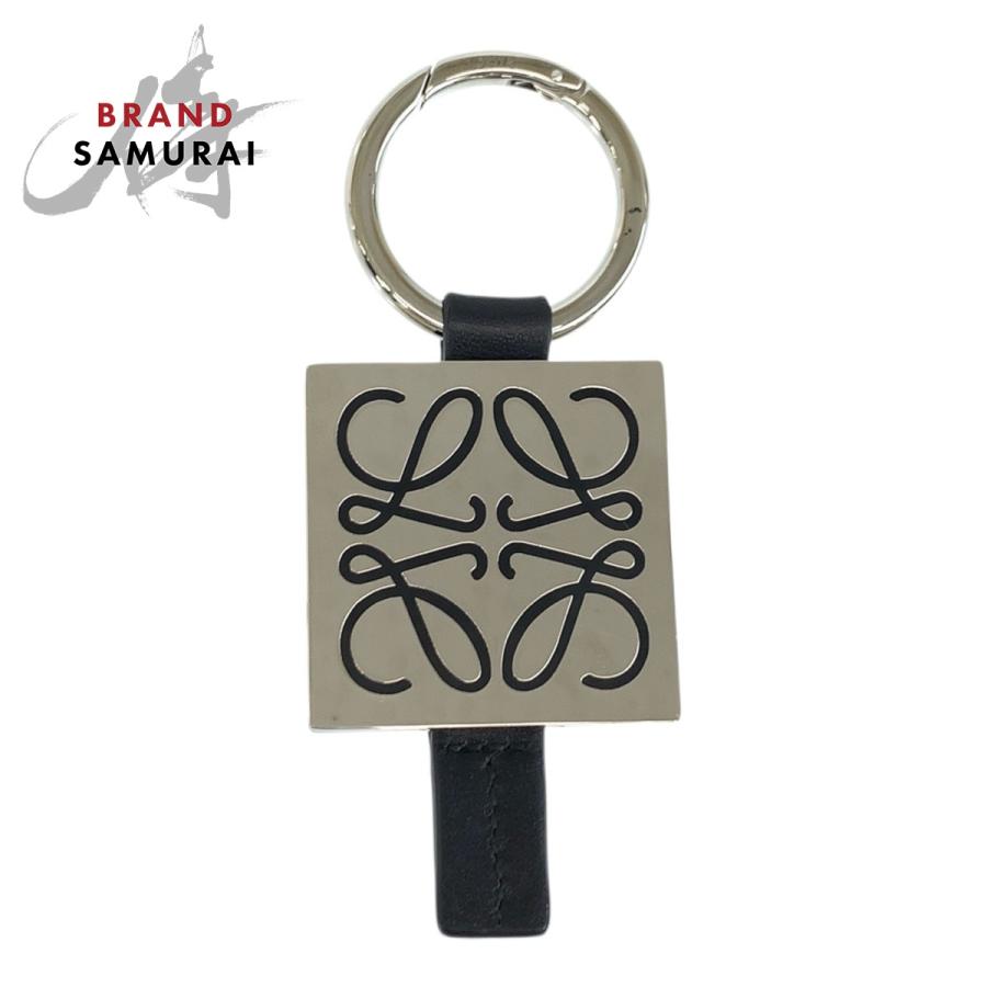 LOEWE（ロエベ） 美品 アナグラム ブラック 黒 シルバー メタル/レザー