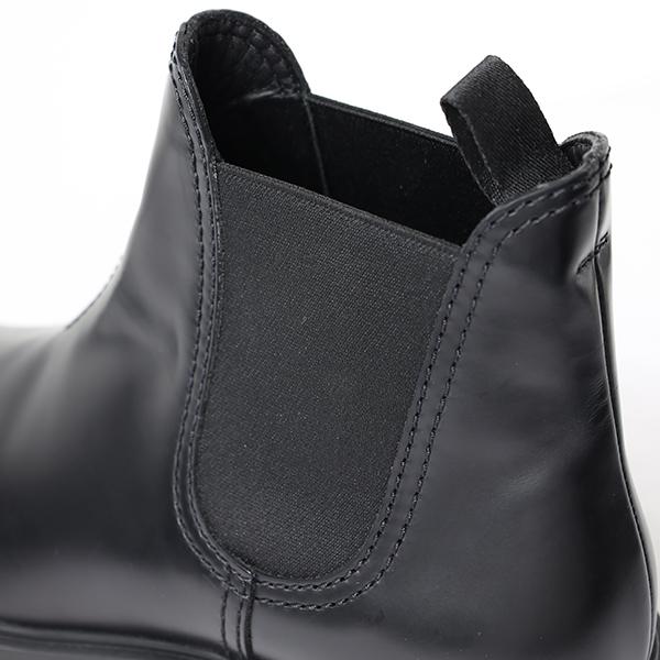 PRADA（プラダ） CHELSEA BOOTS ショートブーツ アンクルブーツ