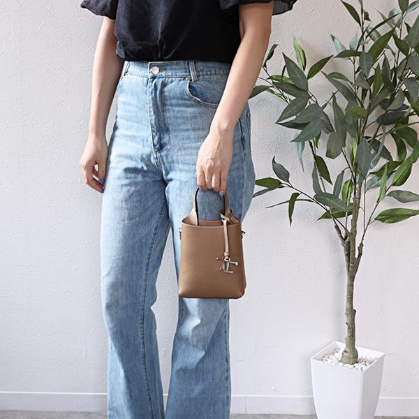 TOD'S（トッズ） Micro T Timeless Shoulder Bag マイクロ Tタイムレス