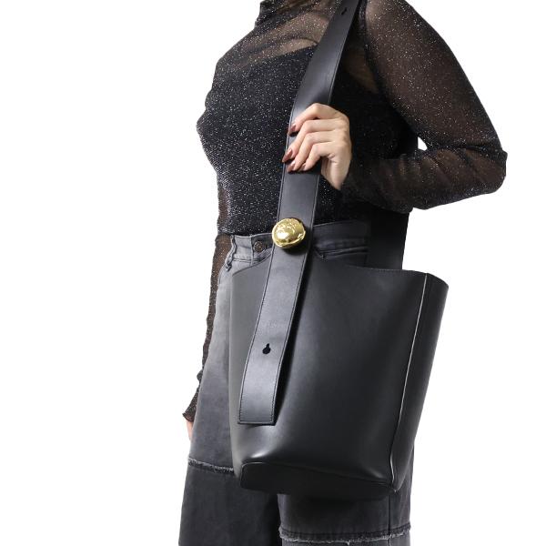 LOEWE（ロエベ） ショルダーバッグ Pebble Bucket Medium ペブル