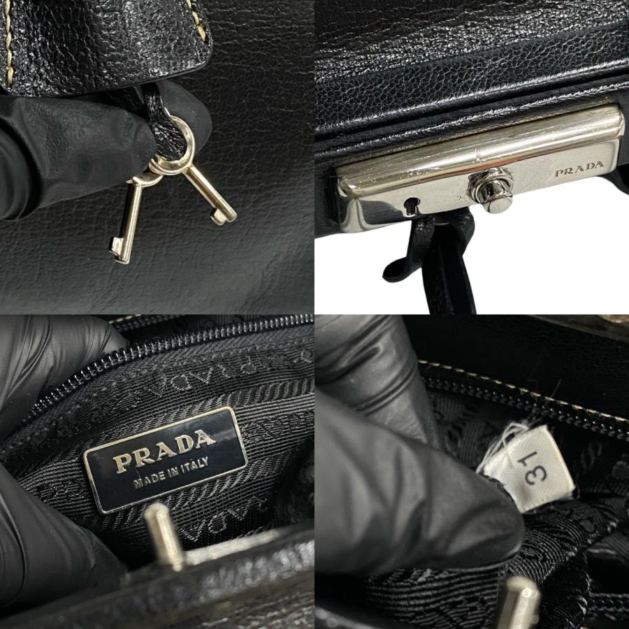 PRADA（プラダ） 極 美品 鍵付き 希少品 ロゴ金具 がま口 レザー 本革