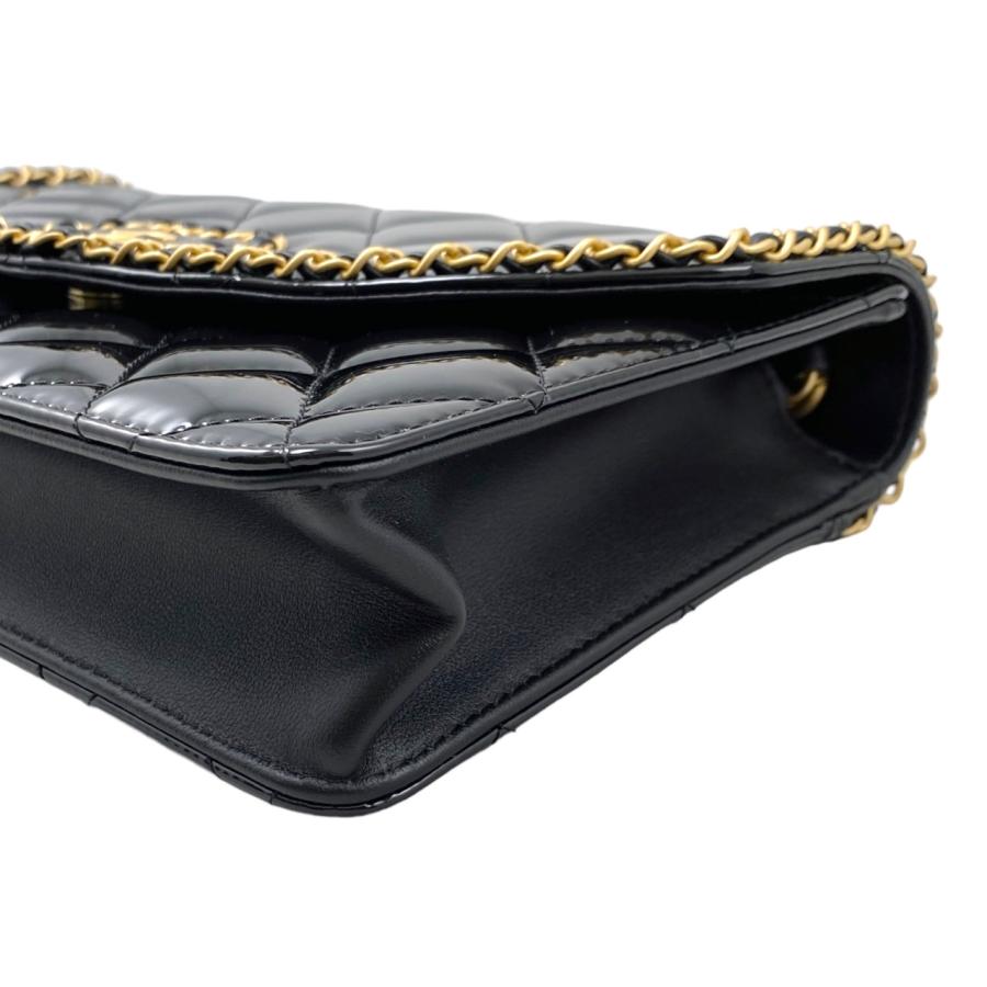 CHANEL（シャネル） ショルダーバッグ ハートチェーン AP4900