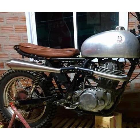 SR400FI スクランブラーアップマフラー フルエキ オメガレーサー