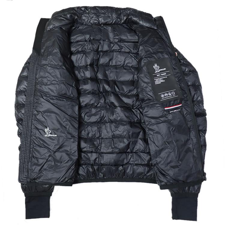 MONCLER（モンクレール） ダウン ダウンジャケット ライトダウン