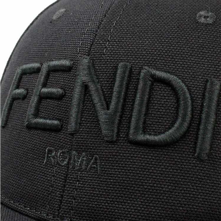 FENDI（フェンディ） キャップ 帽子 ブラックキャンバス ベースボール