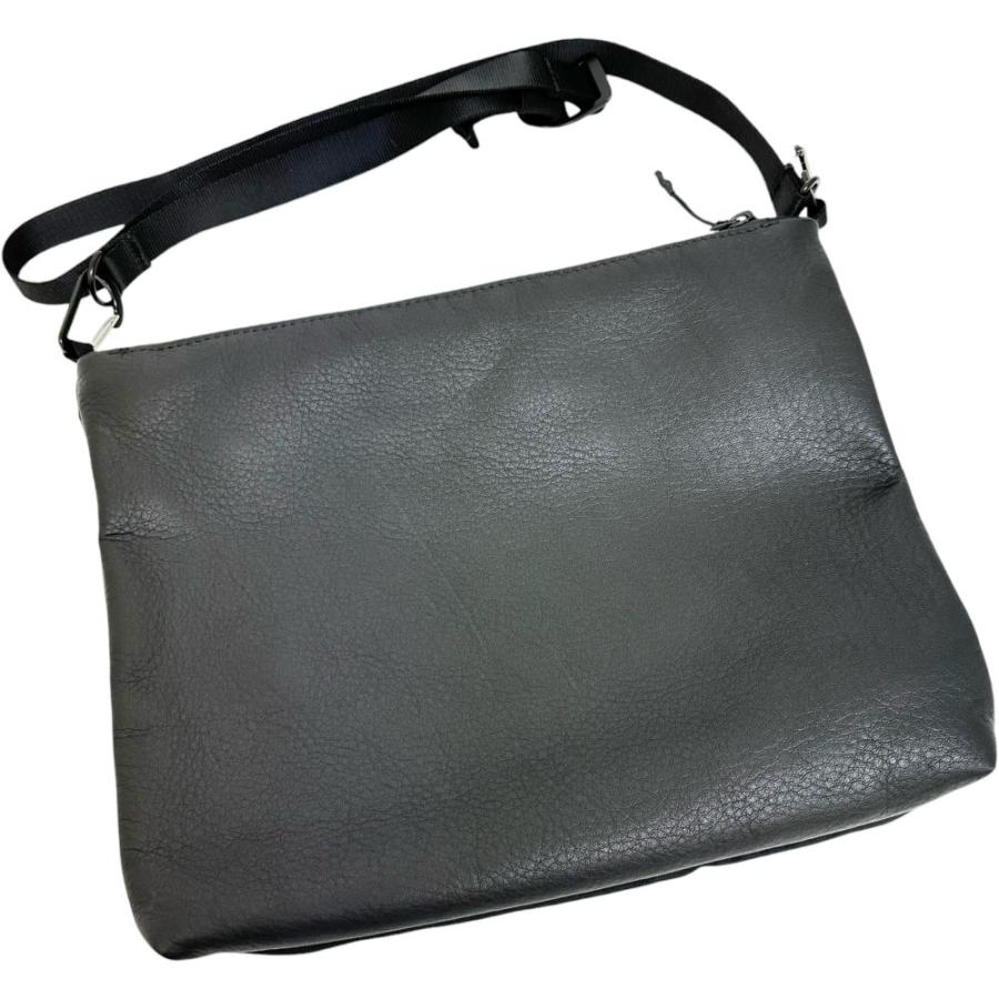 最終特価品 【ear PAPILLONNER/イアパピヨネ】 ショルダーバッグ