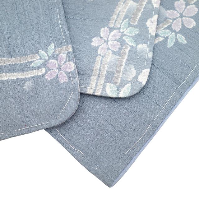 小紋 着物 未使用 正絹 染め柄 淡ブルーグレー 桜 花 流線 カジュアル