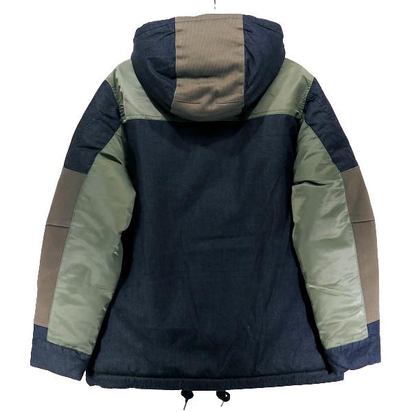 WHITE MOUNTAINEERING（ホワイトマウンテニアリング） White