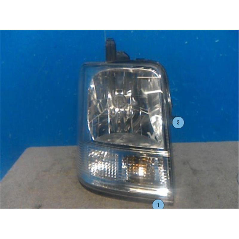 スズキ 純正 エブリィ 《 DA64V 》 右ヘッドライト 35120-68H52 P61700