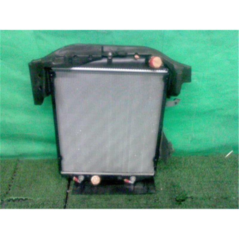 トヨタ 純正 ダイナ 《 XZU655 》 ラジエター 16400-78D11 P70100