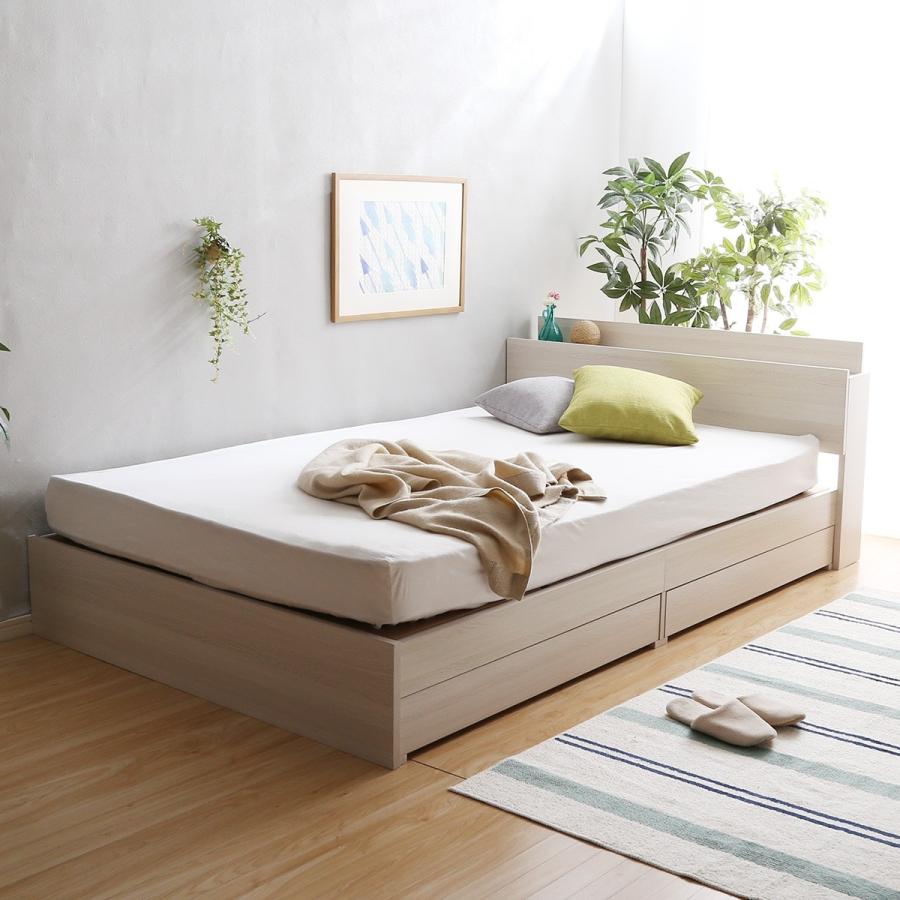 ニトリ（NITORI） ベッド ダブル 棚・コンセント付きチェストベッド