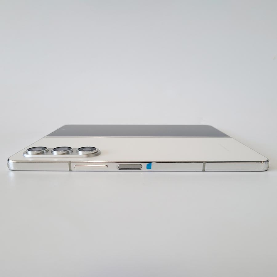Galaxy Z Fold5 本体 256GB クリーム SIMフリー 韓国版 Aランク