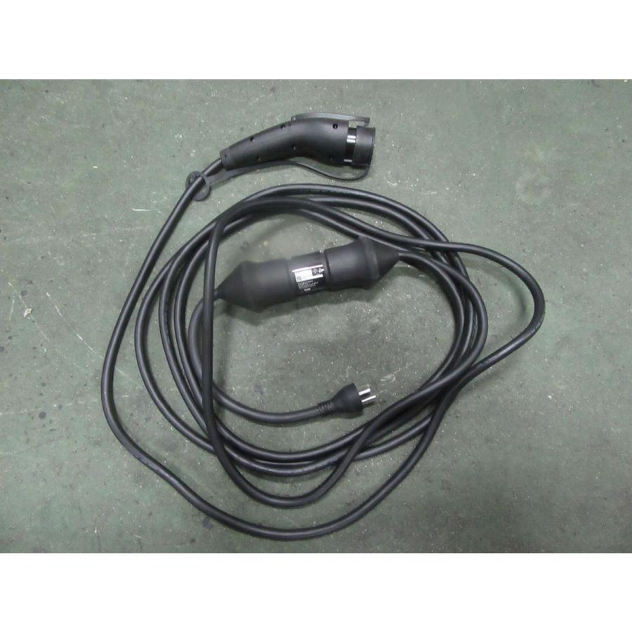 ボルボ VOLVO 電気自動車 EV車 純正 充電ケーブル 32257793 200V