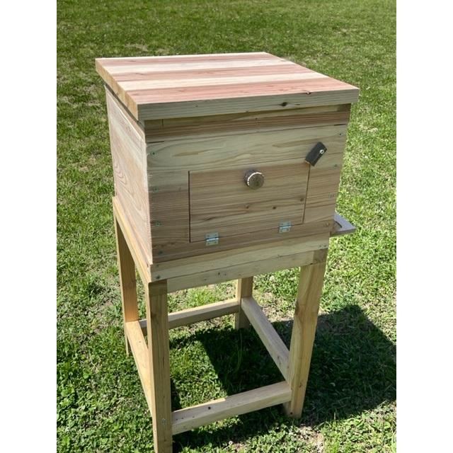 Freddo】日本みつばち用 飼育箱 巣枠式巣箱 観察窓1カ所付 三角バー巣