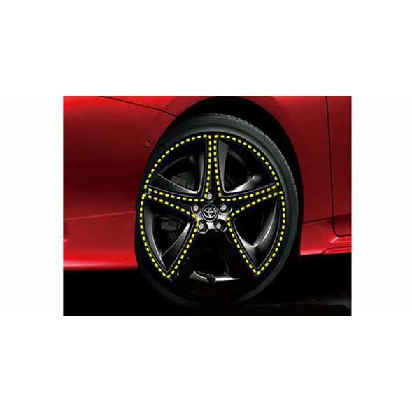 プリウス ホイールアクセントピース ※エアバルブ部分は別売り/ブラック