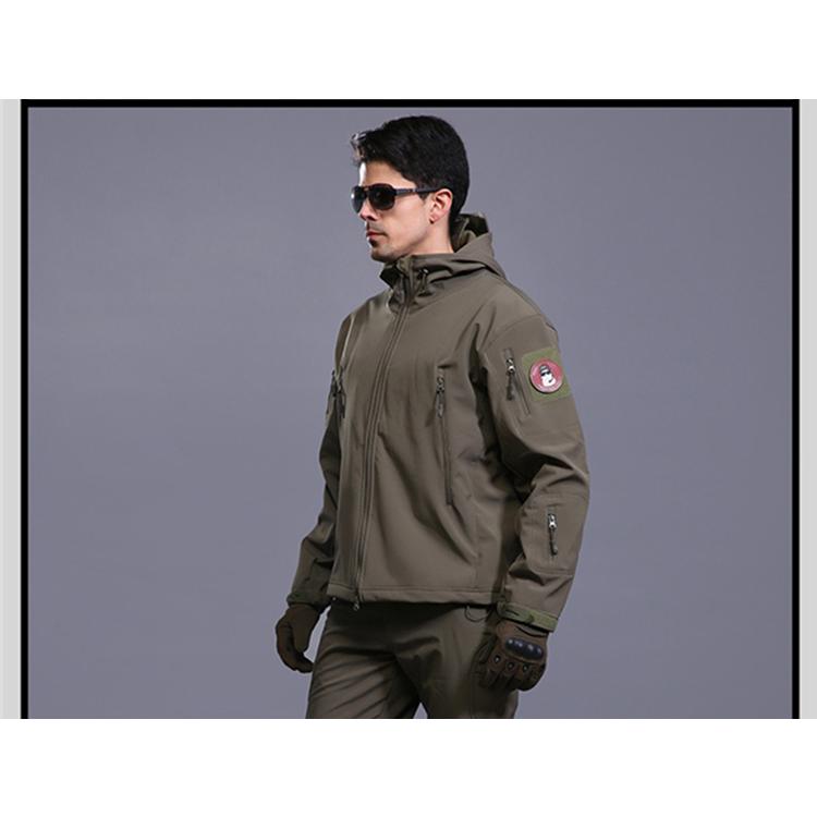 ソフトシェルジャケット フード付 タクティカルジャケット マウンテン