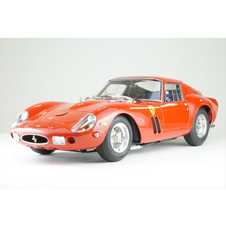 CMC 1/18 フェラーリ 250 GTO 1962 レッド 右ハンドル仕様 完成品
