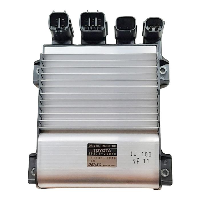 トヨタ（TOYOTA） ハイエース KDH200系 KDH211 KDH220系 トヨタ純正