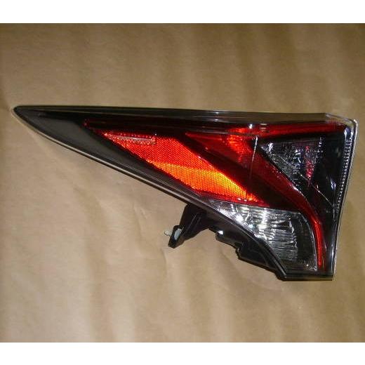 プリウス トヨタ ZVW50,51 PRIUS USAテールランプ前期 : パーツ