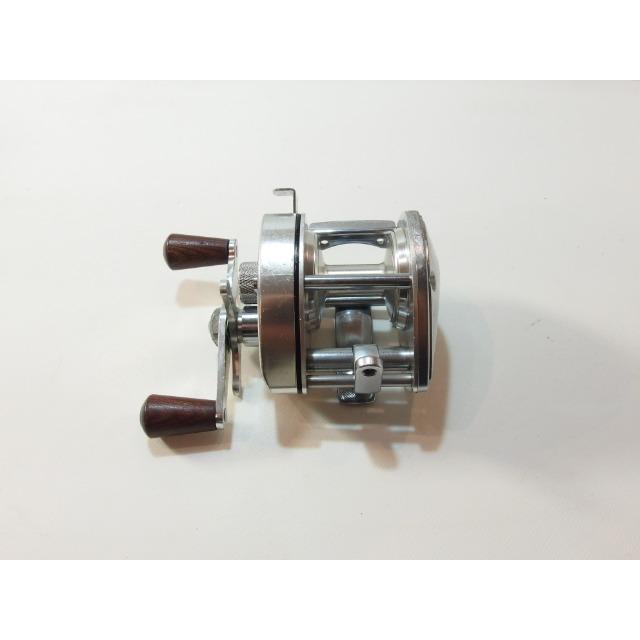 シマノ バンタム 200 SHIMANO Bantam 右巻き ベイトリール オールド