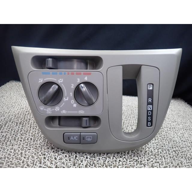 ミラ（ダイハツ） ミライース DBA-LA300S エアコンスイッチパネル R59