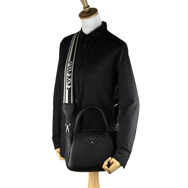 PRADA（プラダ） 〔新品同様品 - ほぼ新品〕プラダ/PRADA ヴィッテロ