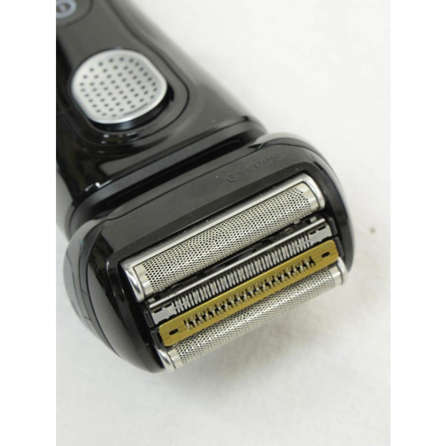 BRAUN（ブラウン） 【美品】ブラウン 電気シェーバー 9250CC Type5790