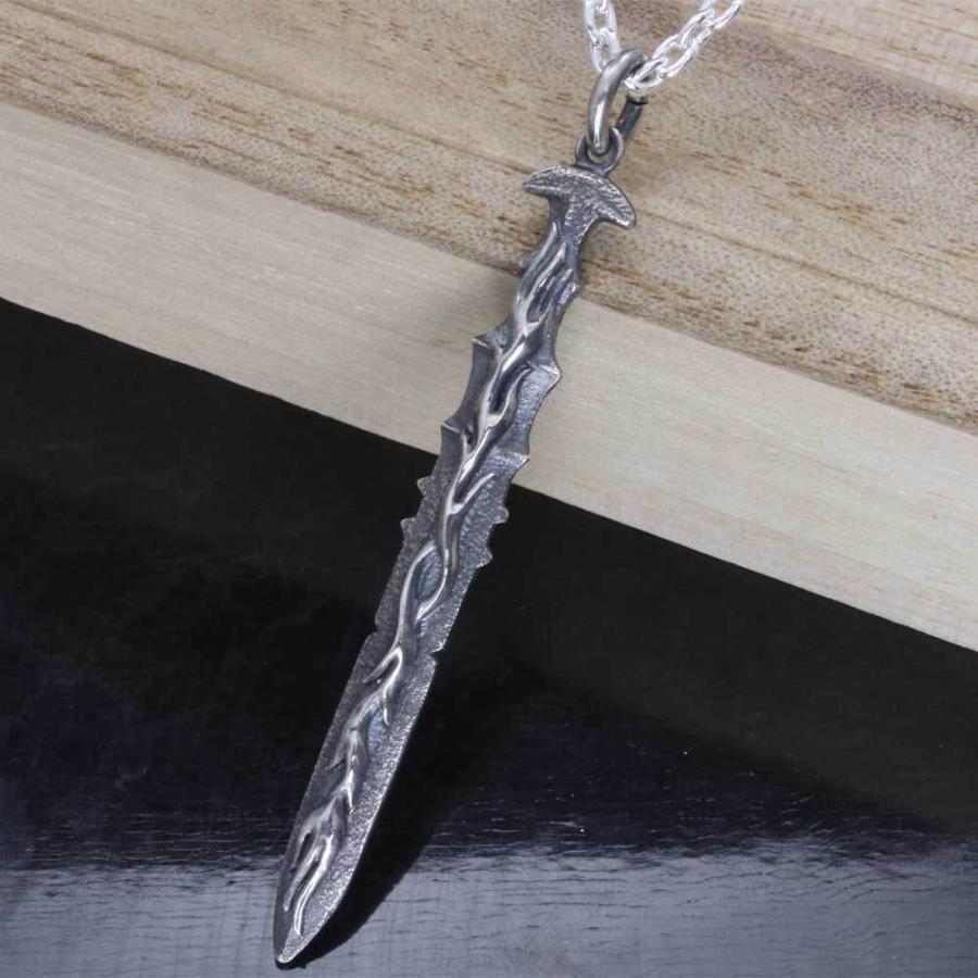 ペンダント メンズ 火焔 天叢雲剣 ペンダントトップ 燻し仕上げ 草薙の