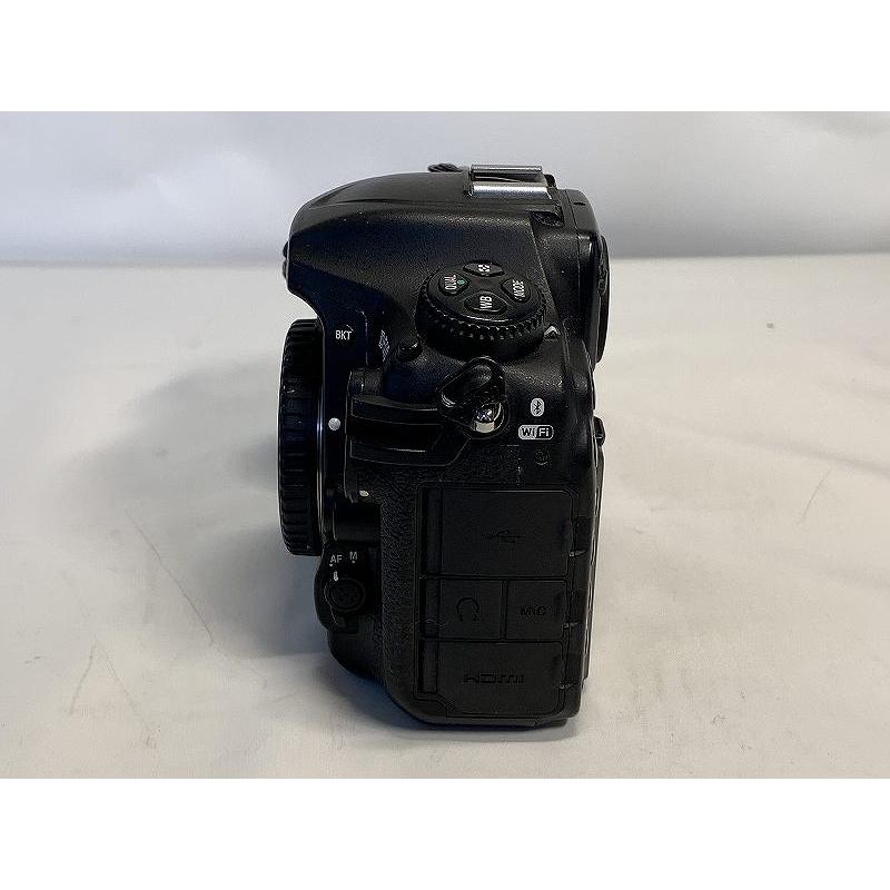 ニコン Nikon 【特価品】D500 ボディ デジタル一眼レフカメラ ボディ