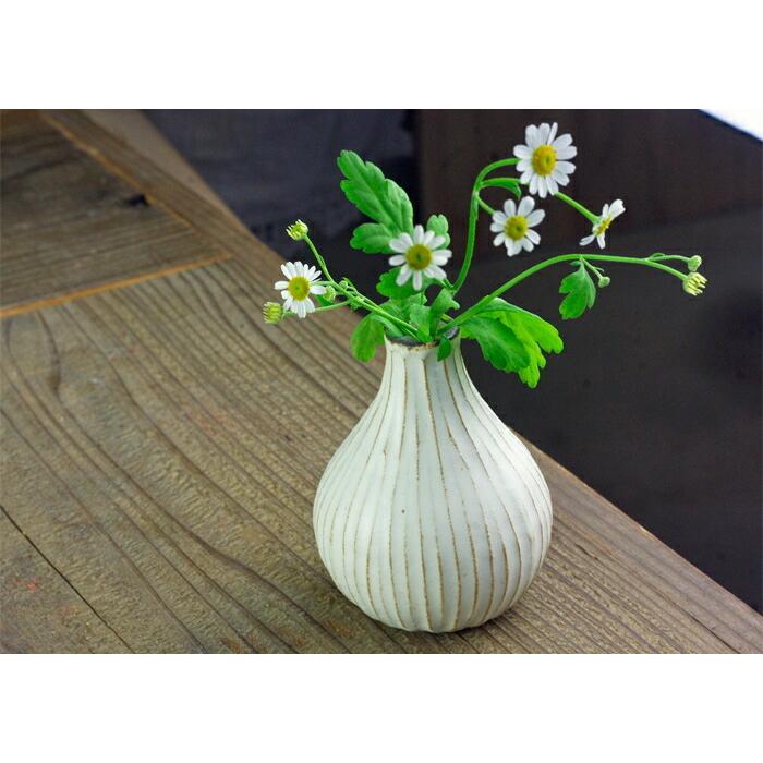 益子焼の一輪挿し 