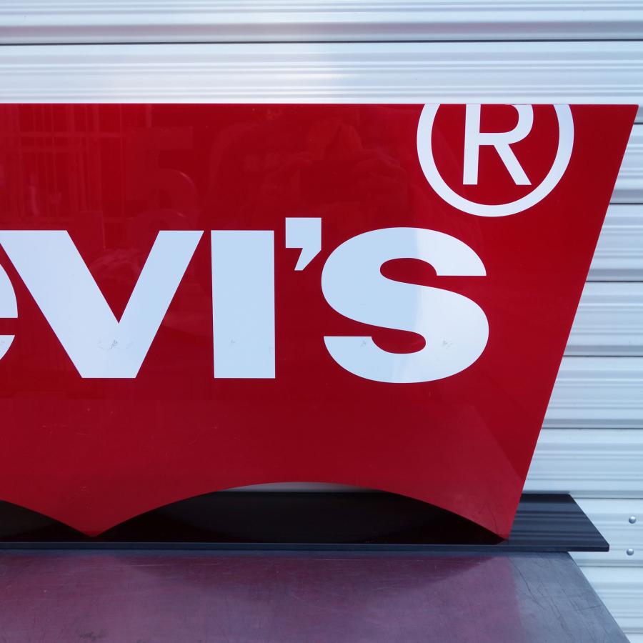 送料無料 ◇ LEVI'S 立体アクリル看板 両面 幅800×奥行100×高さ334mm