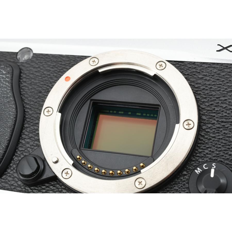 FUJIFILM 富士フィルム フジフィルム X-E1 ミラーレス一眼レフカメラ