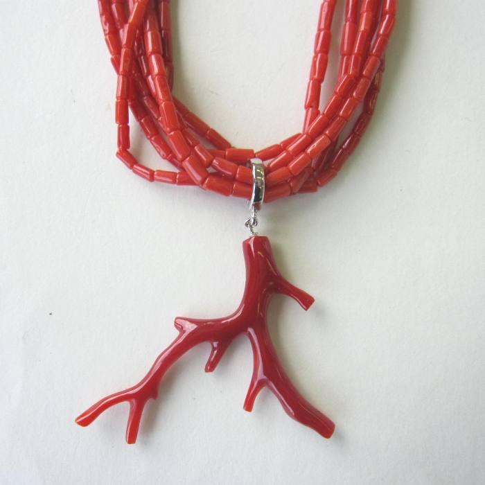 日本 高知産血赤珊瑚 枝 ペンダント イタリア産赤珊瑚枝 6連ネックレス