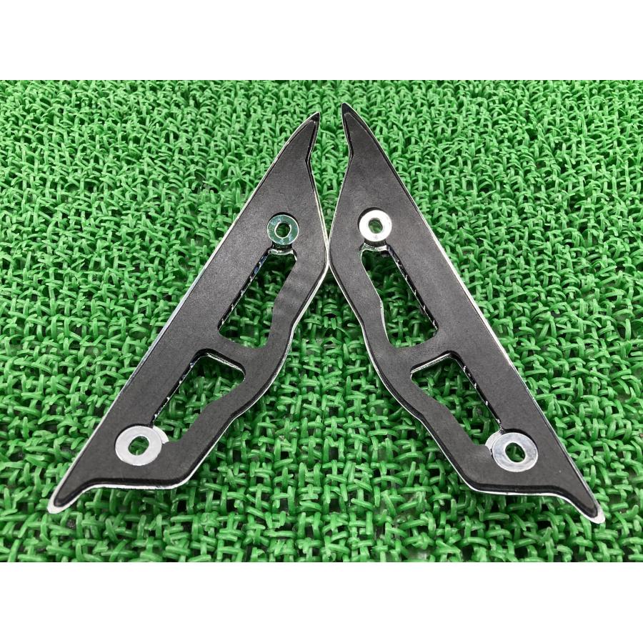 ボンネビルT120 タンクエンブレム 左右 トライアンフ(TRIUMPH) 純正